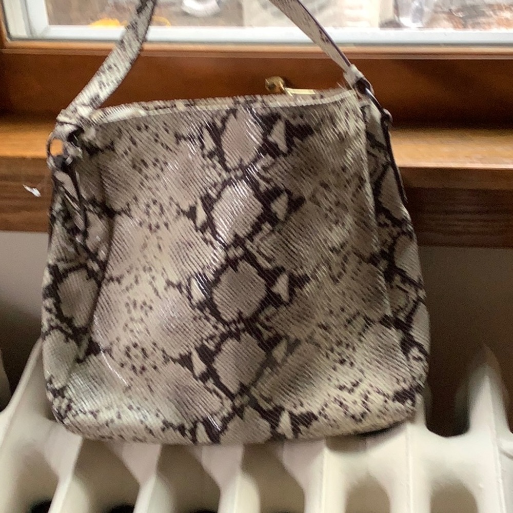 Leather snakeskin tote
